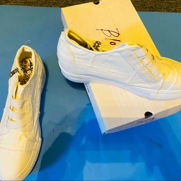 Malibu Blowfish zip up size 11 - Picture 2 of 8